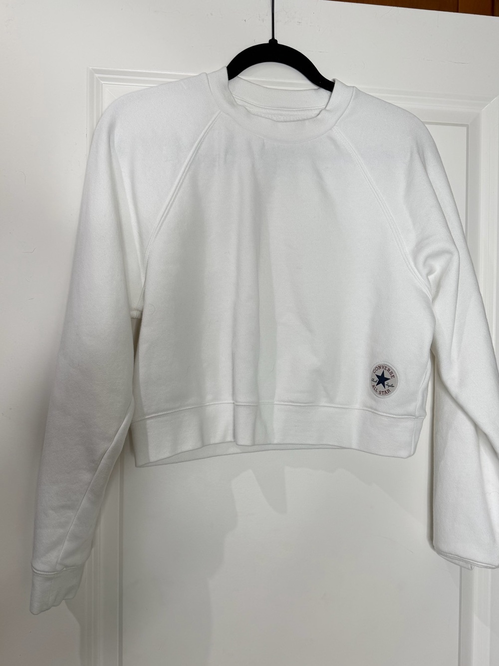 Converse White Cropped Crewneck Sweatshirt with Patch
